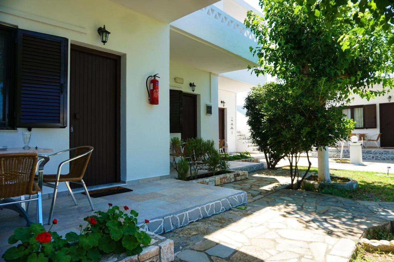 Skyros Avra Residences Bagian luar foto