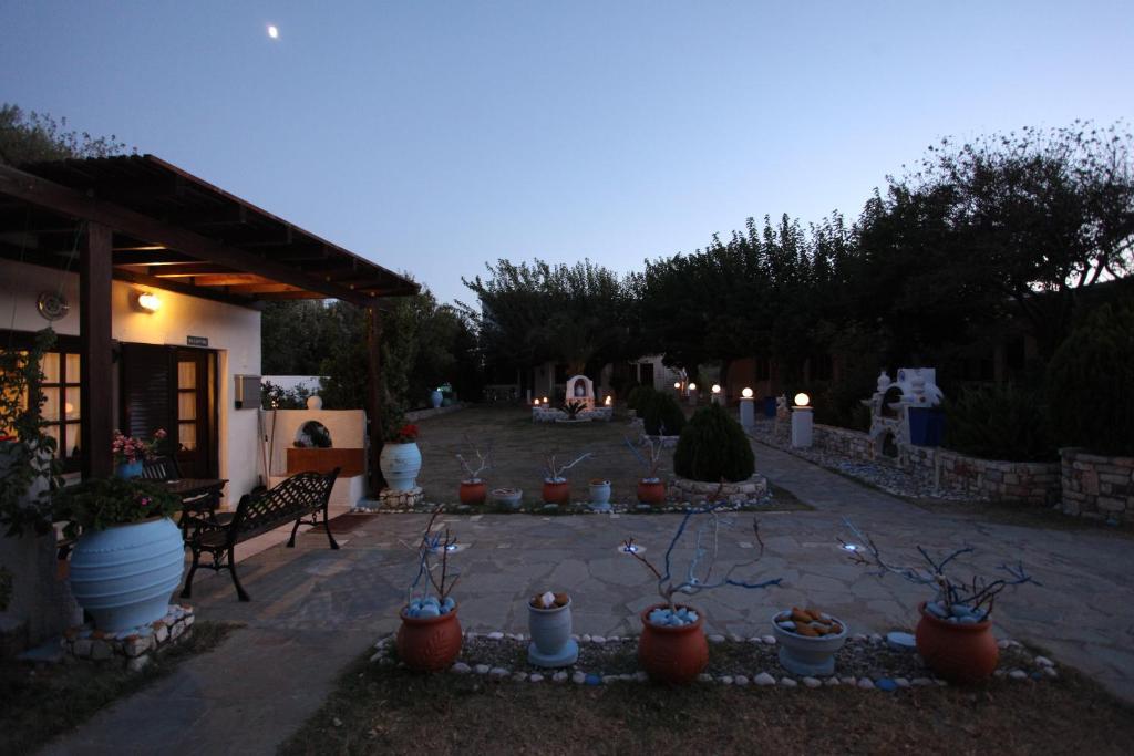 Skyros Avra Residences Bagian luar foto